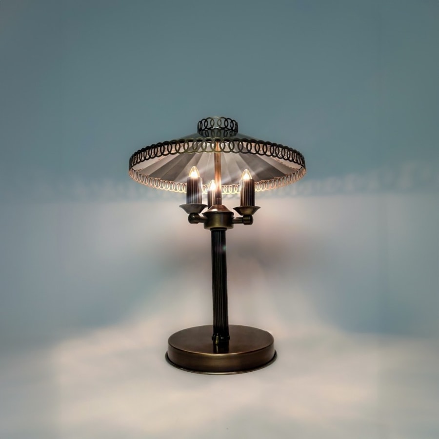 Vintage Halo Mirror-Lined Table Lamp