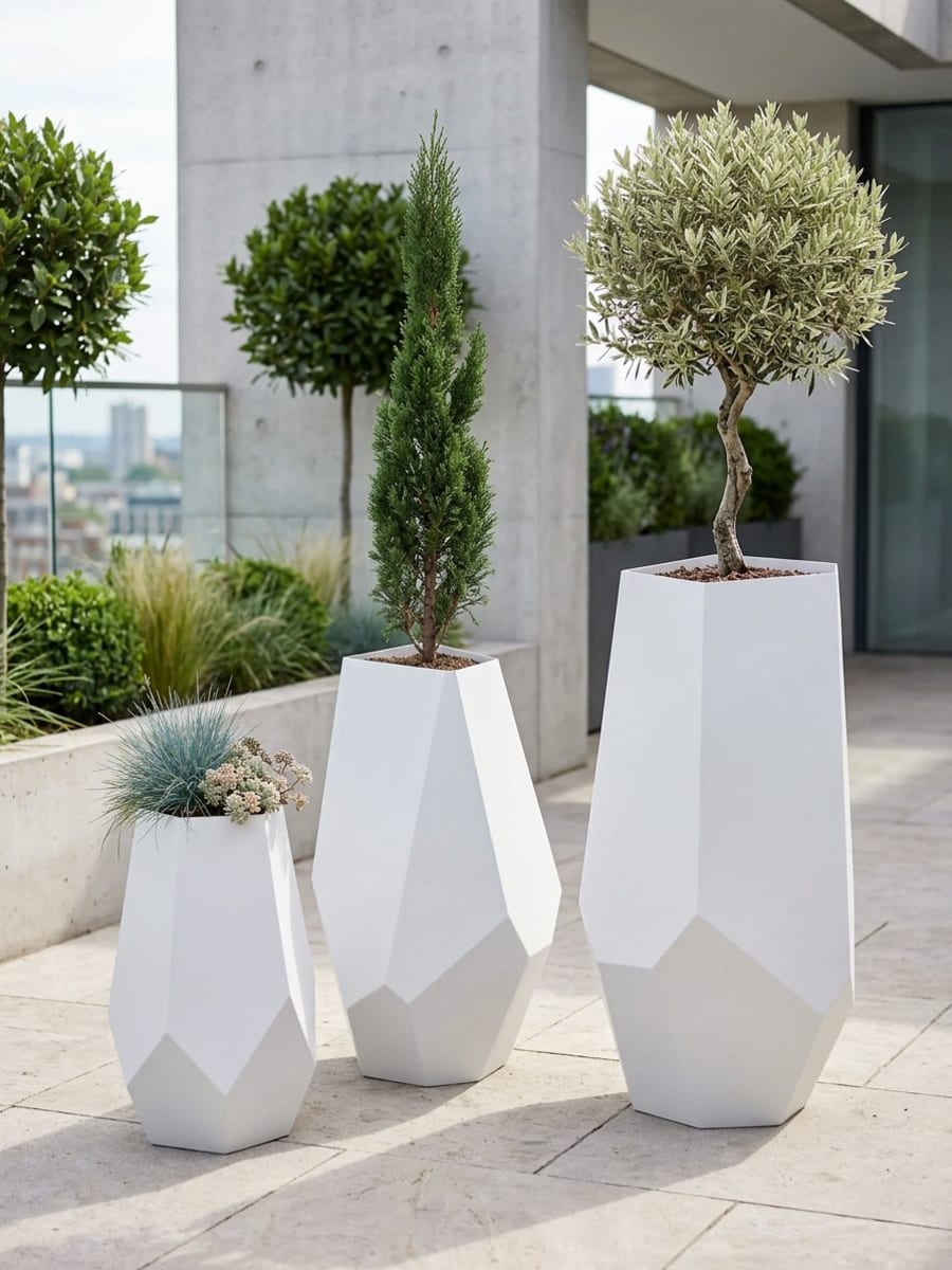 Meteor Planter – Faceted Geometric Metal Outdoor Planter · Matte White