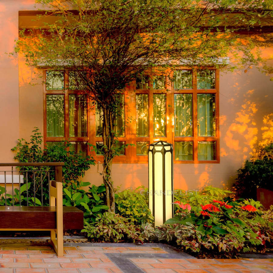 Geolum Garden Bollard – Hexagonal Opal Panel Path Light