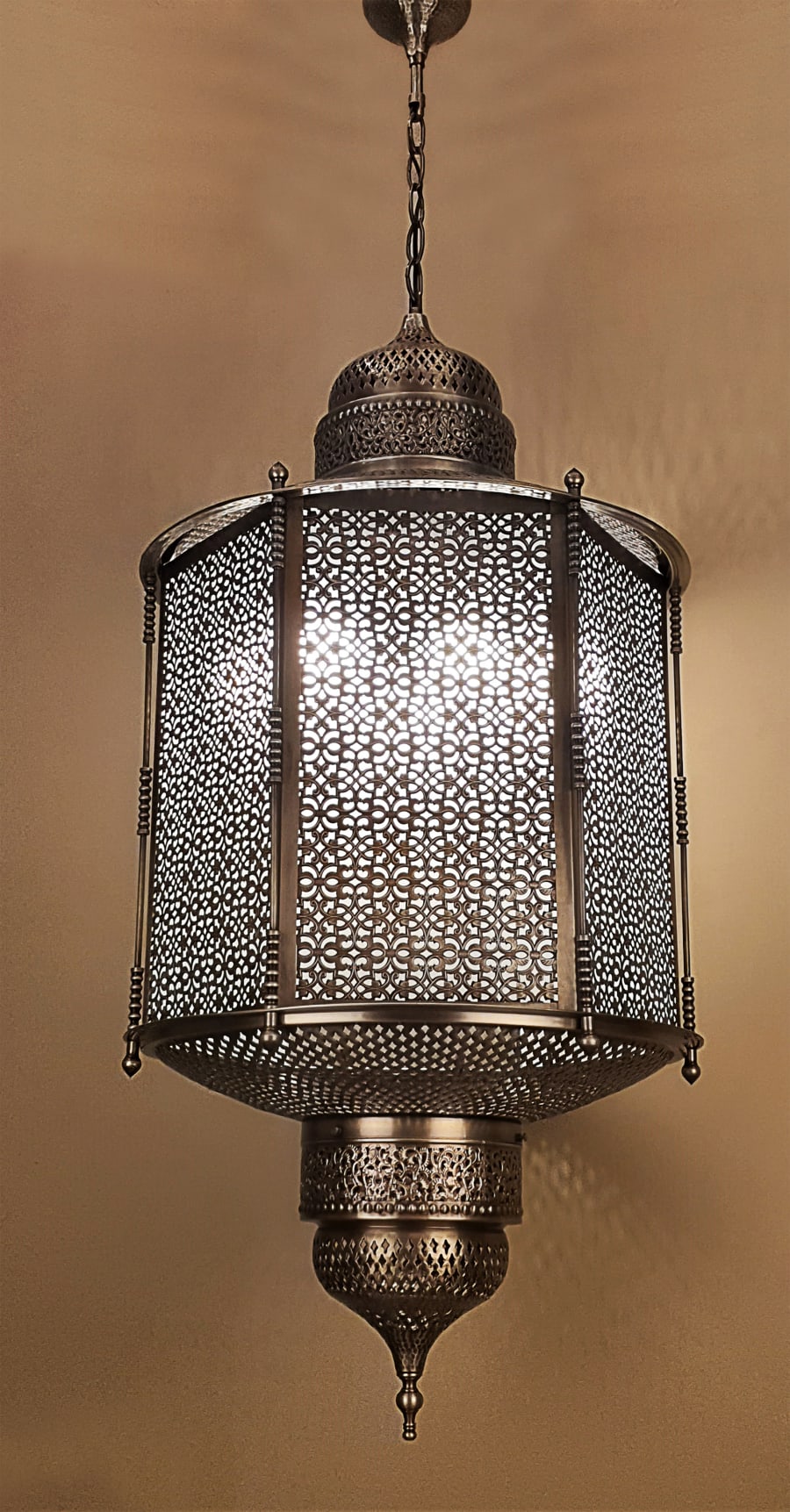 Moroccan & Ottoman Style Brass Pendant Chandelier – Hotel Lobby Lighting