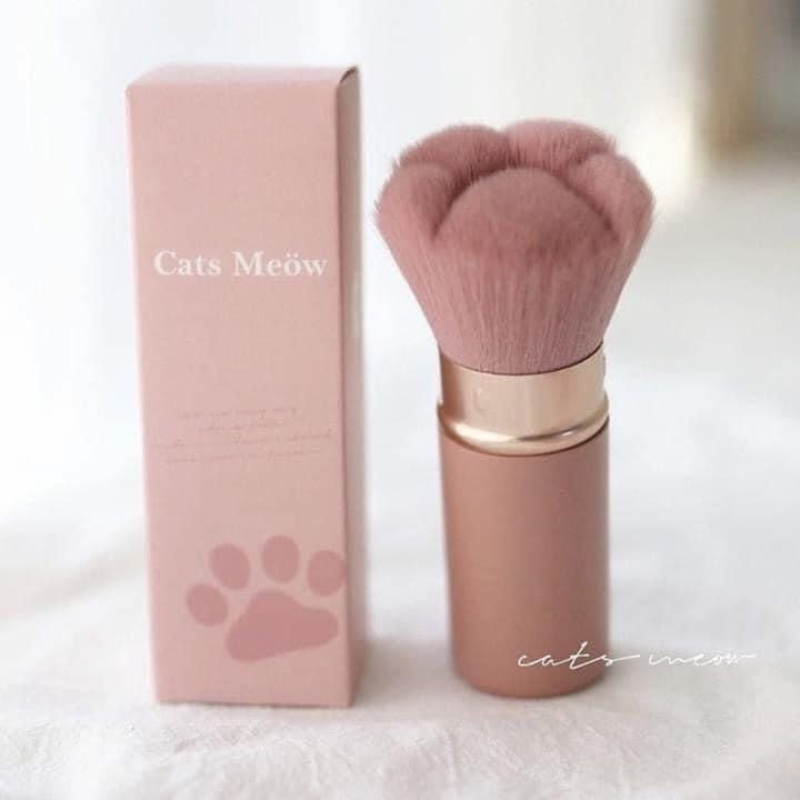 Cats Meow Retractable Paw Print Makeup Brush