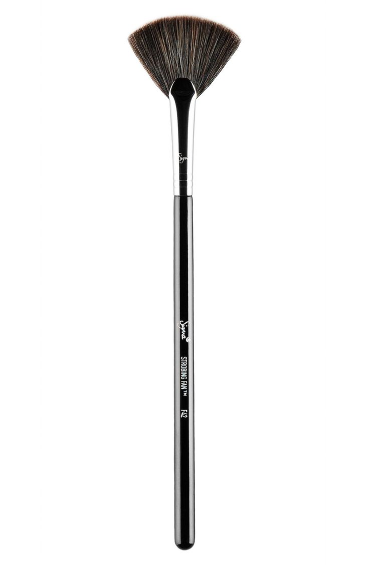 Sigma Strobing Fan F42 Makeup Brush