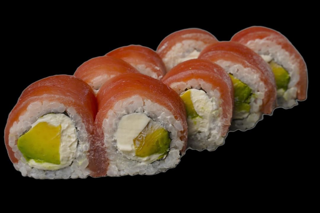 Maguro Philadelphia Roll sushi in saarlouis
