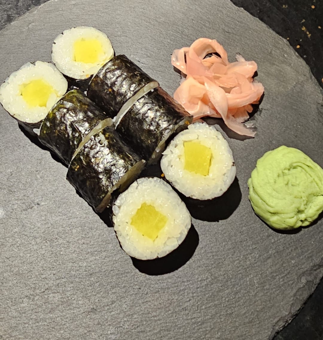 Maki Takuan ( 8 Stück) sushi in saarlouis