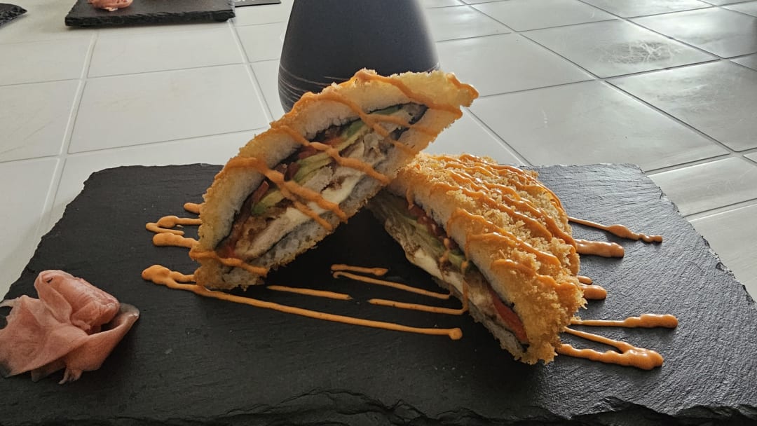 Sandwich mit Hänchen  sushi in saarlouis