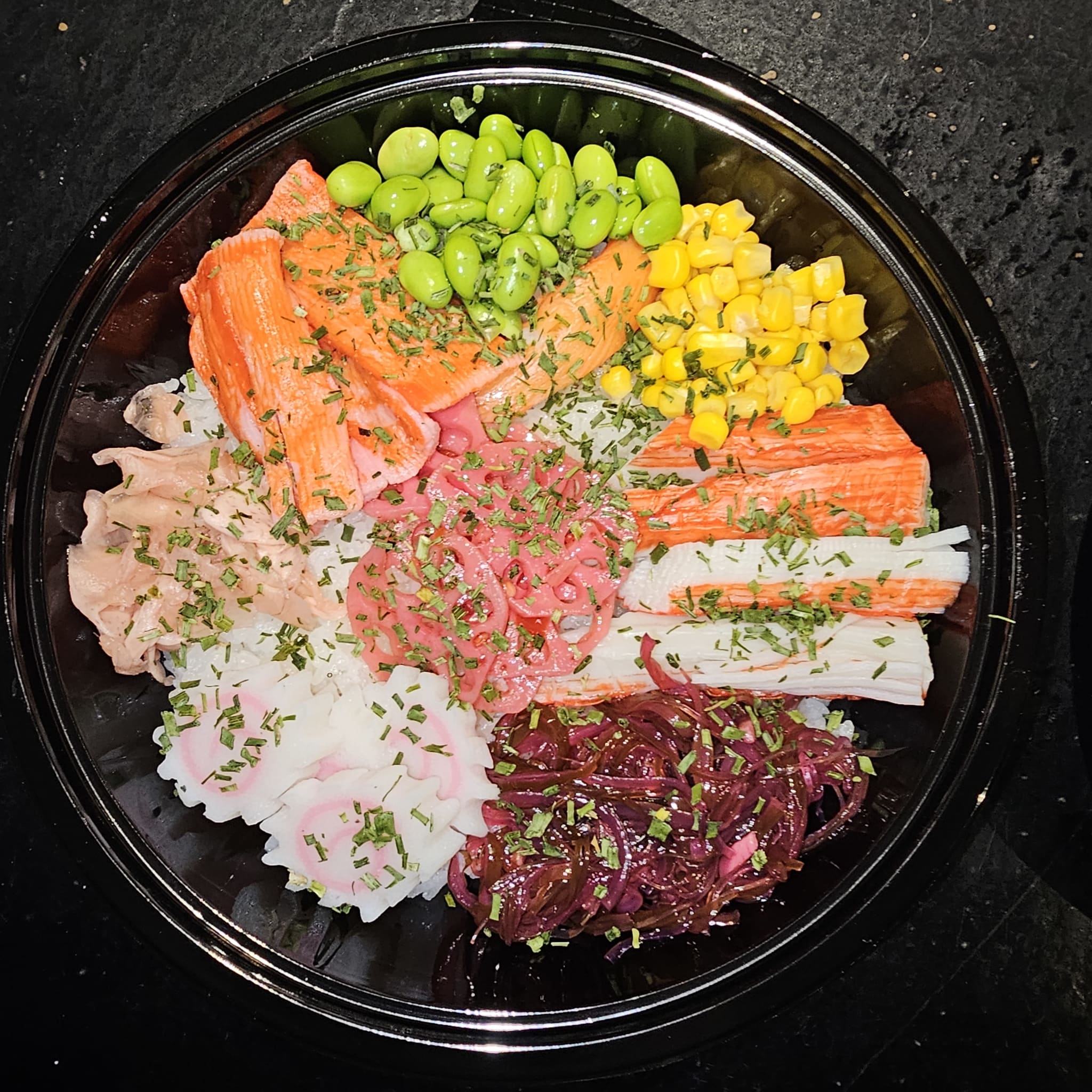 Poke Bowl Surimi sushi in saarlouis
