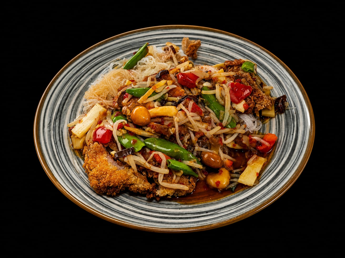 Knusprige Hähnchen mit Glas Nudeln Süß Sauer Sauce sushi in saarlouis