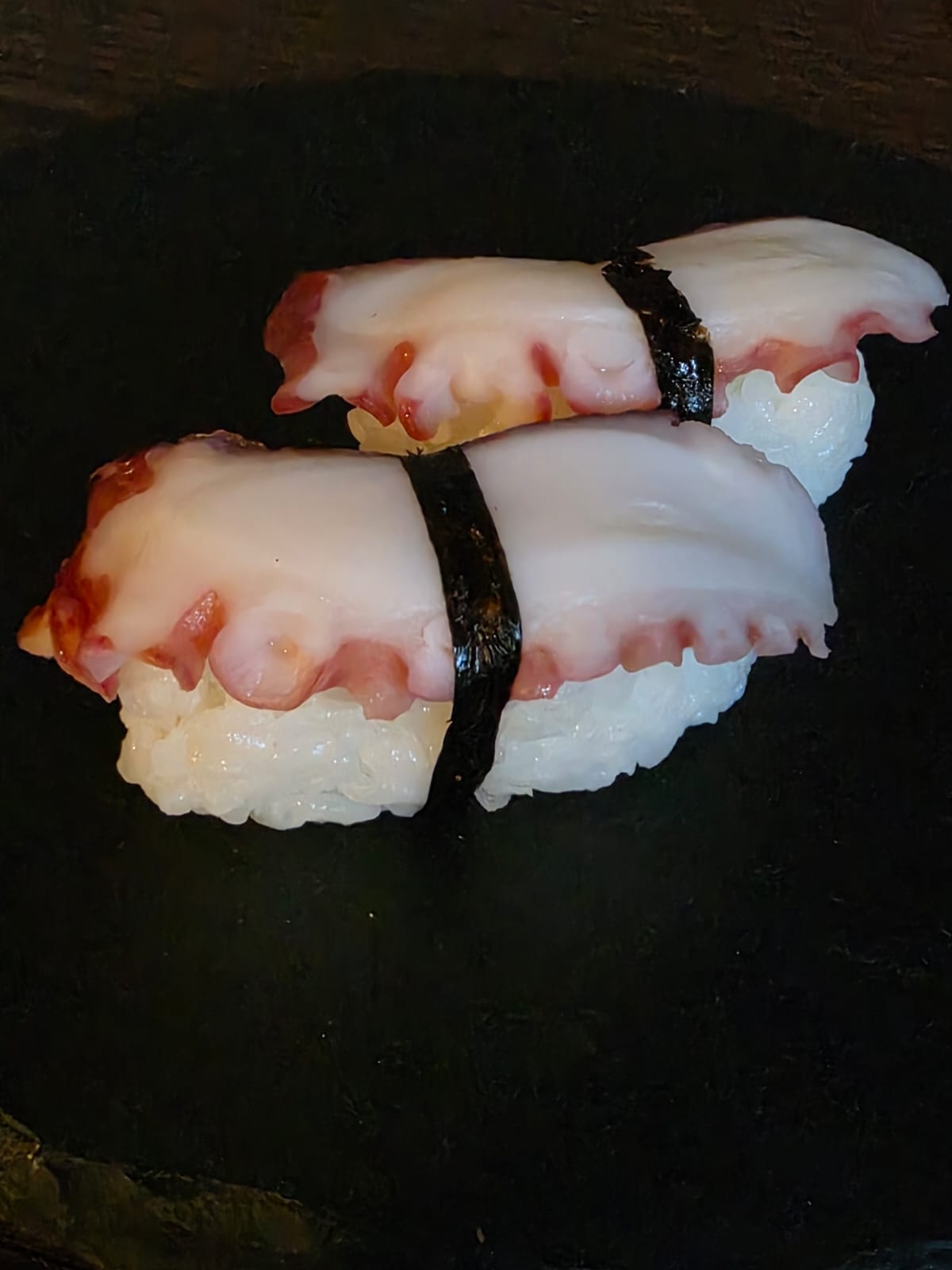 Tako Nigiri ( 2 Stück) sushi in saarlouis