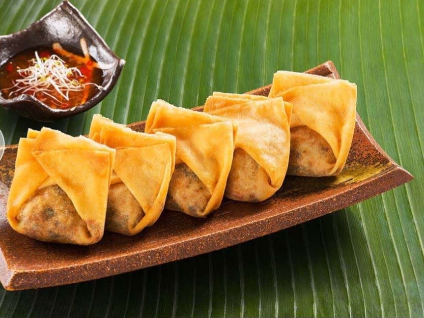 Chicken Wantan (5 st.) sushi in saarlouis