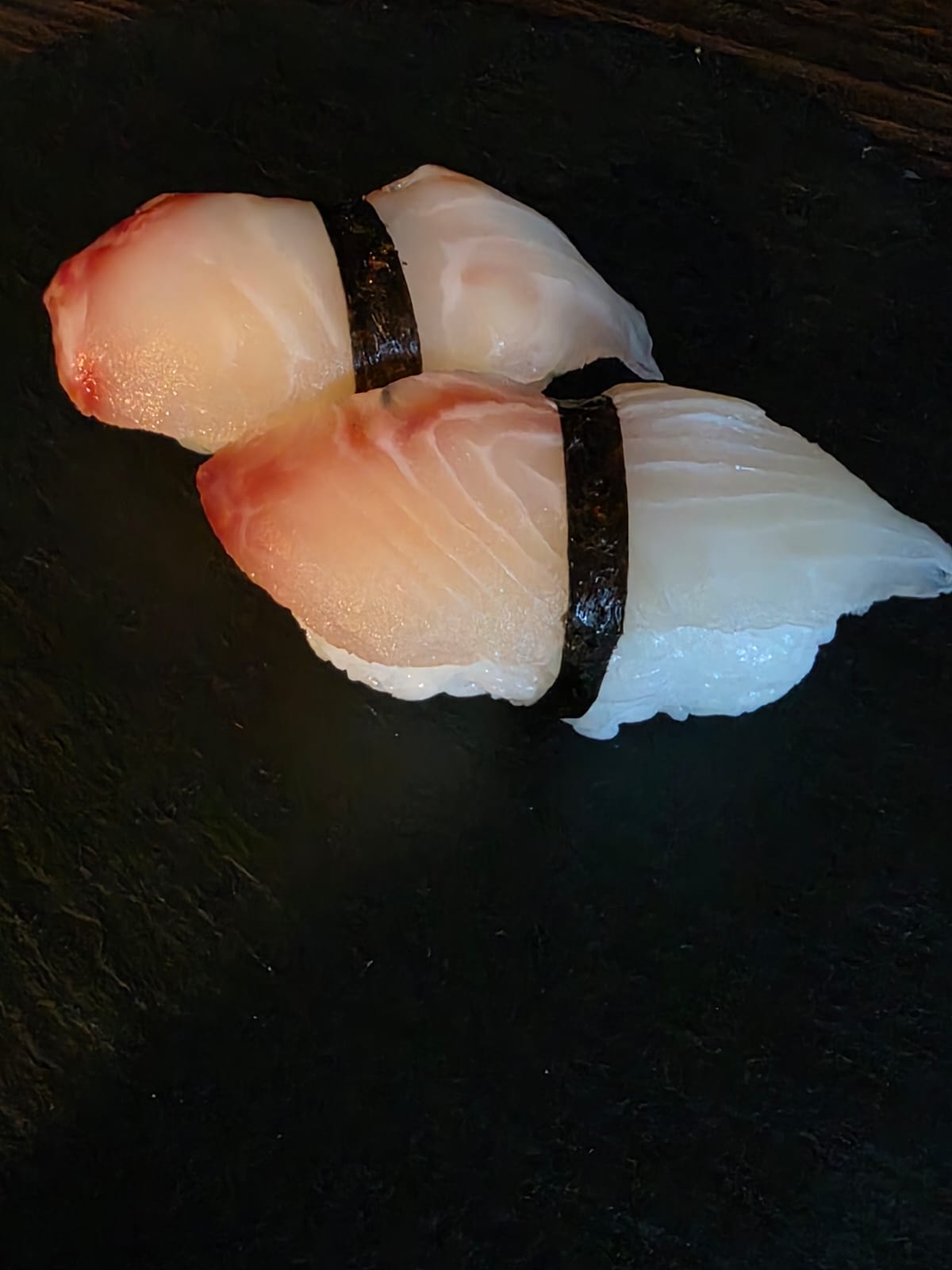 Tai Nigiri ( 2 Stück) sushi in saarlouis