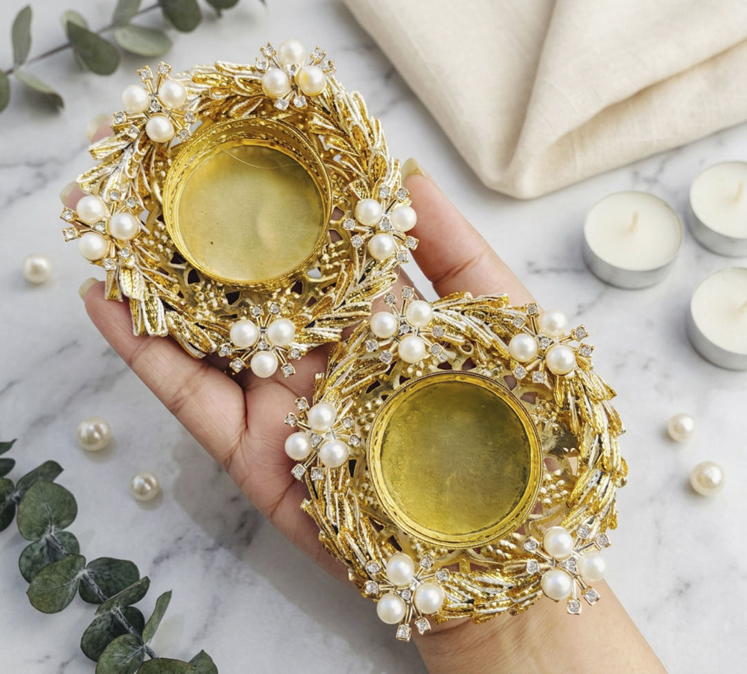 Frill With Pearl Detailing Tlight Holders