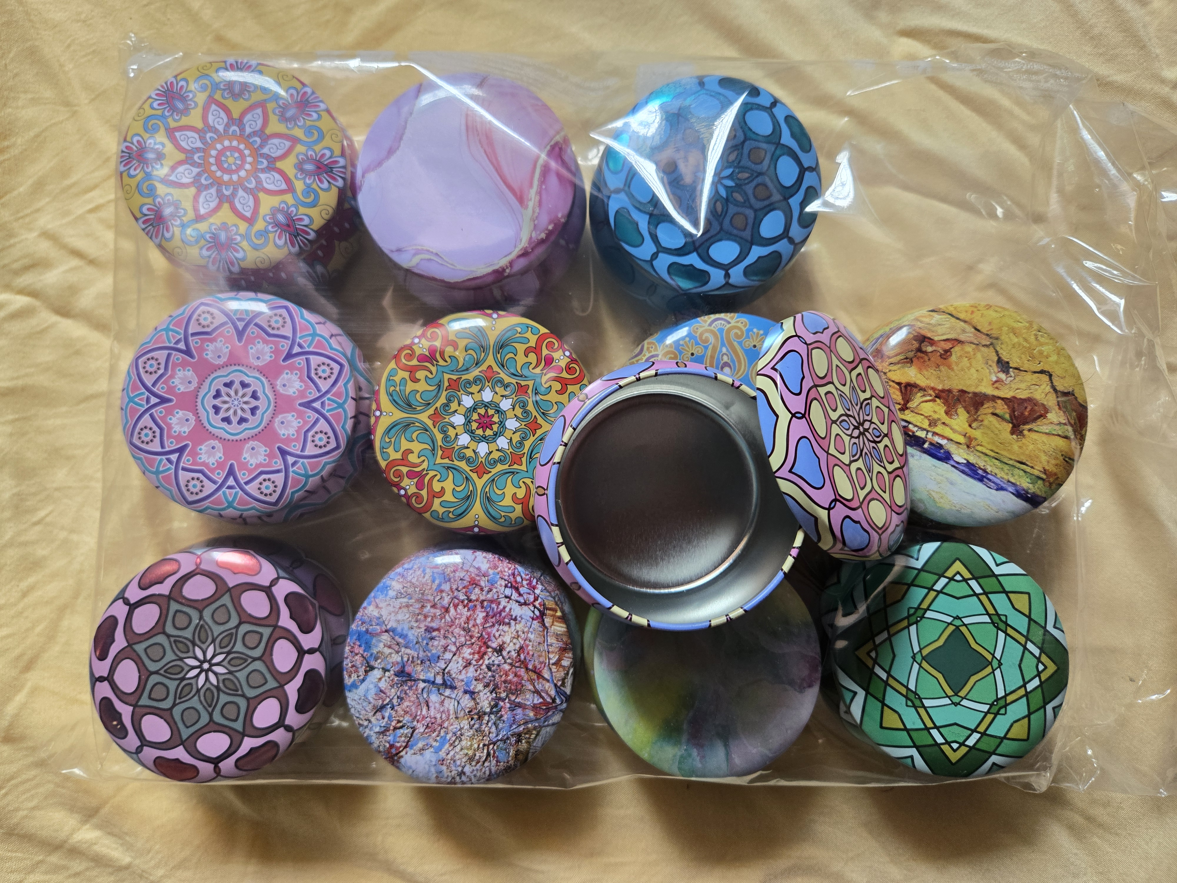 Floral Print Round Metal Tin Box (Pack of 12)