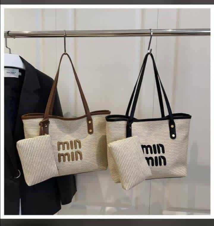 Jewelleries and tote bags