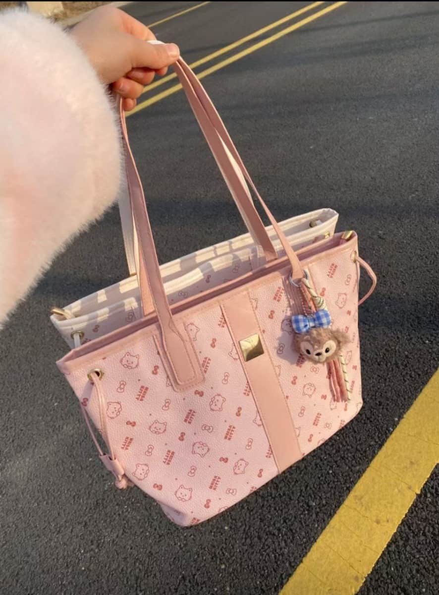 Fashion Tote bags, available in other different designs