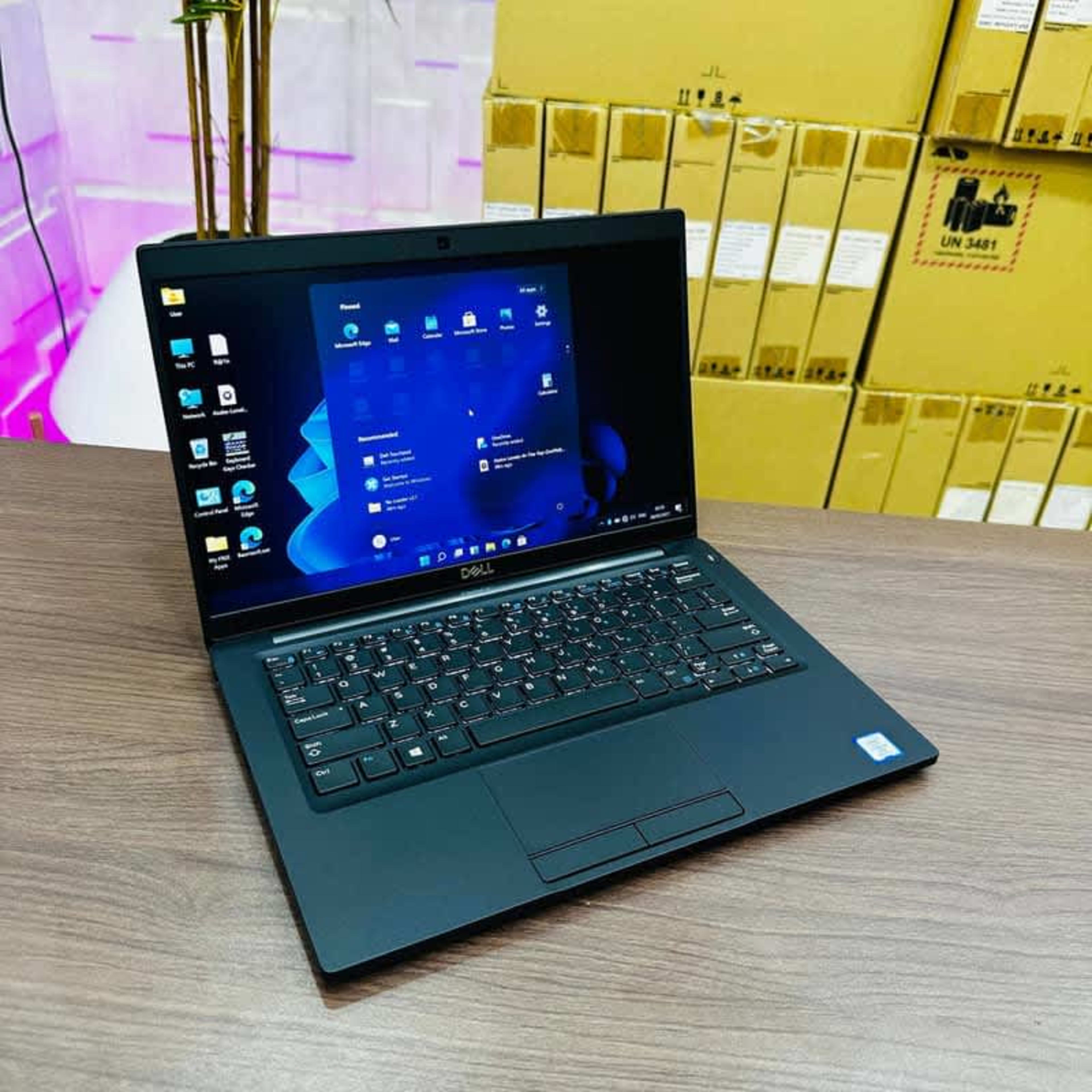 Dell Laptop 7200 | Core i5, 8GB Ram
