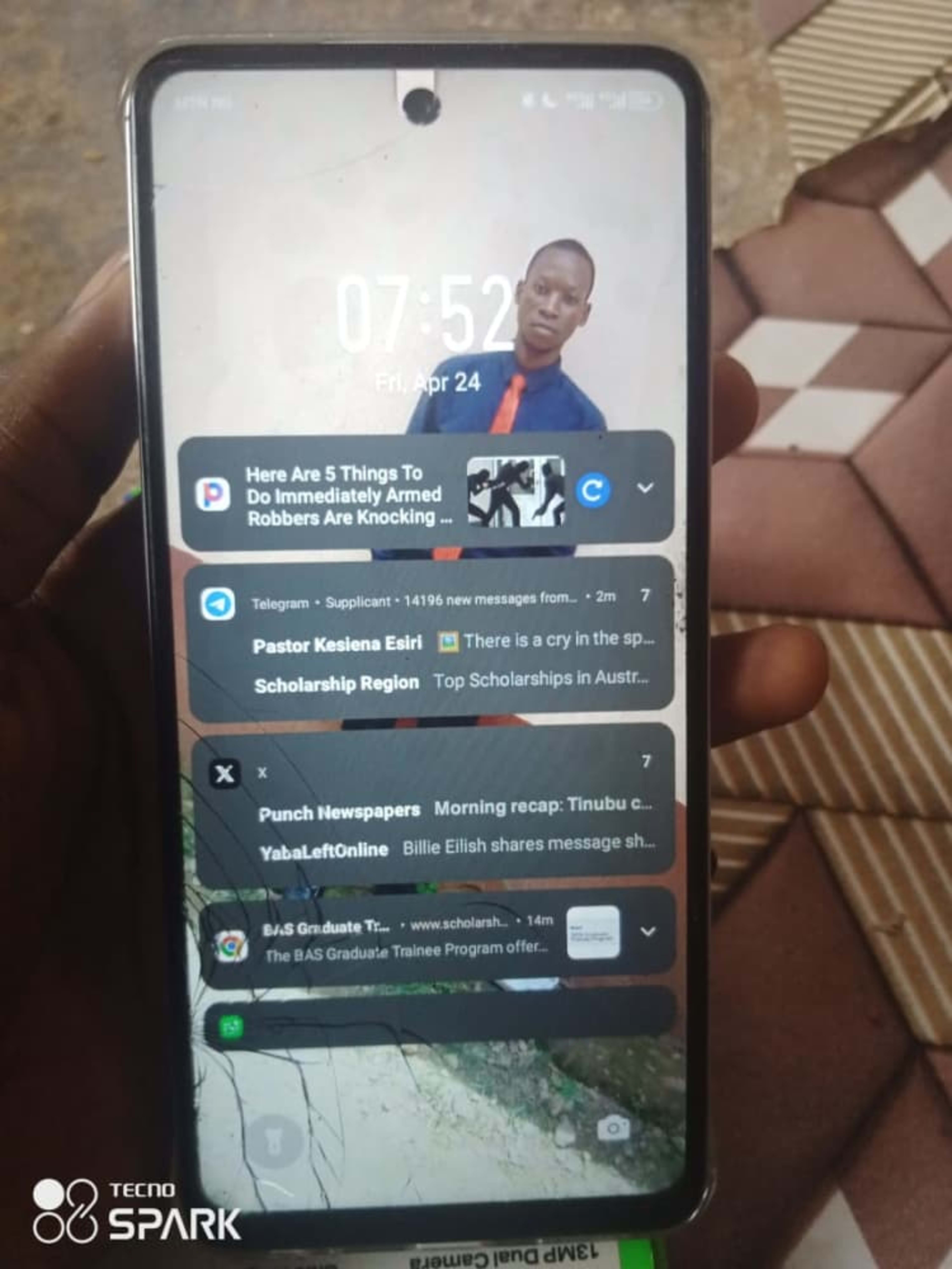 Infinix smart 8 3gb+ Expandable ram 13mp camera