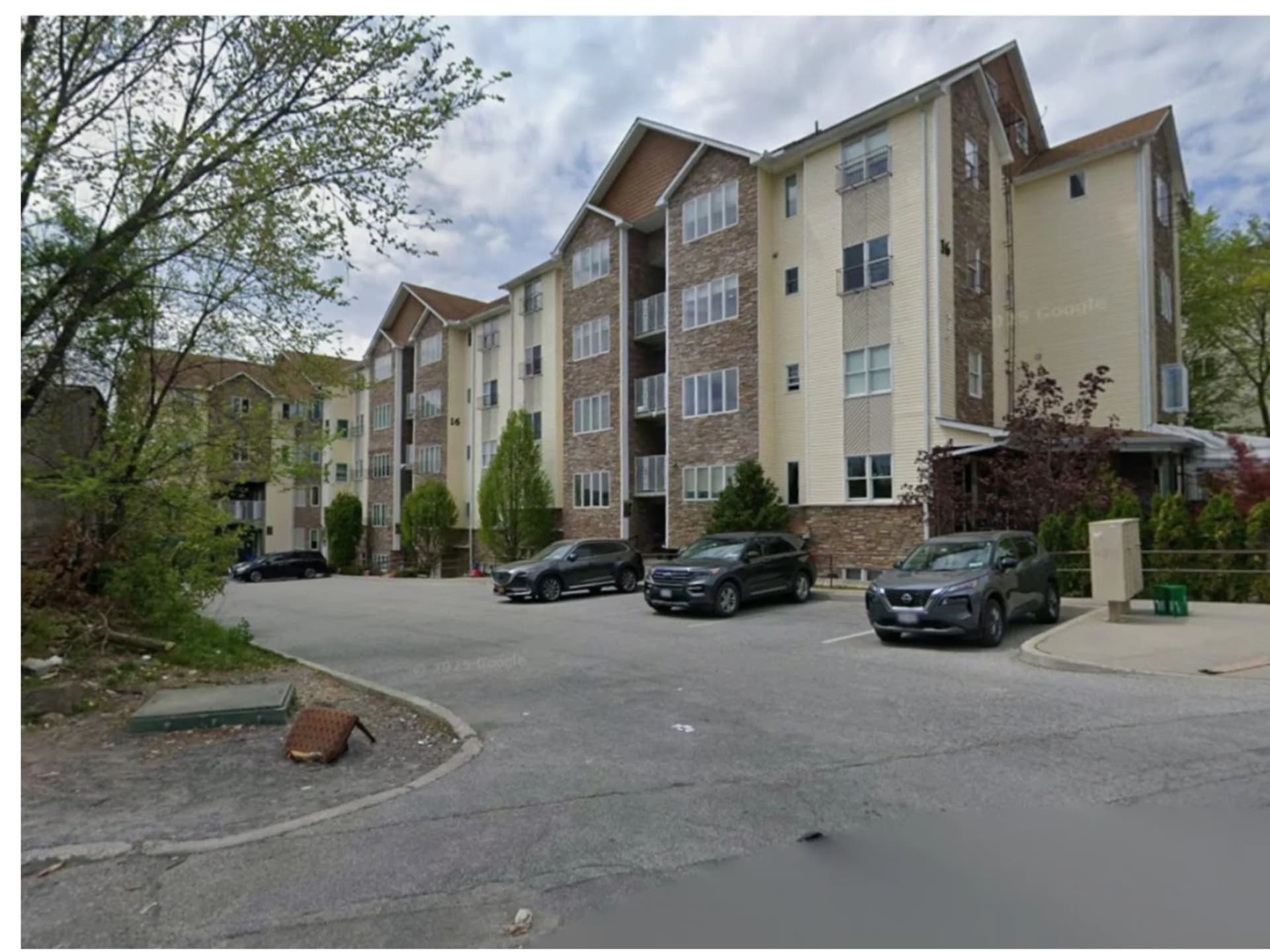 5 Room Apartment for Sale in the Center of KJ -  Next to Bes Medresh!