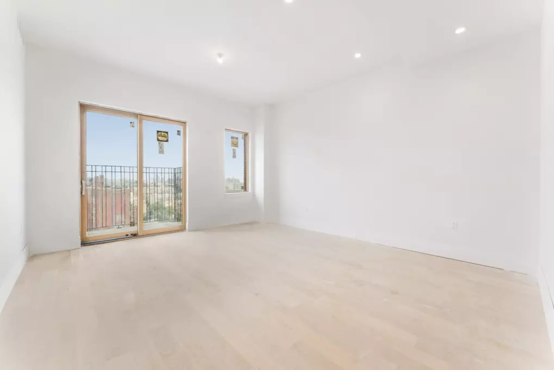 Stunning 6 Bedroom House for Sale in Brooklyn