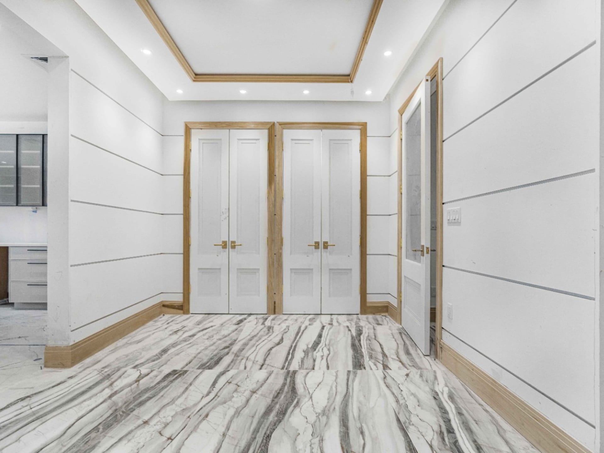 Stunning 5 Room House for Sale in Brooklyn, NY