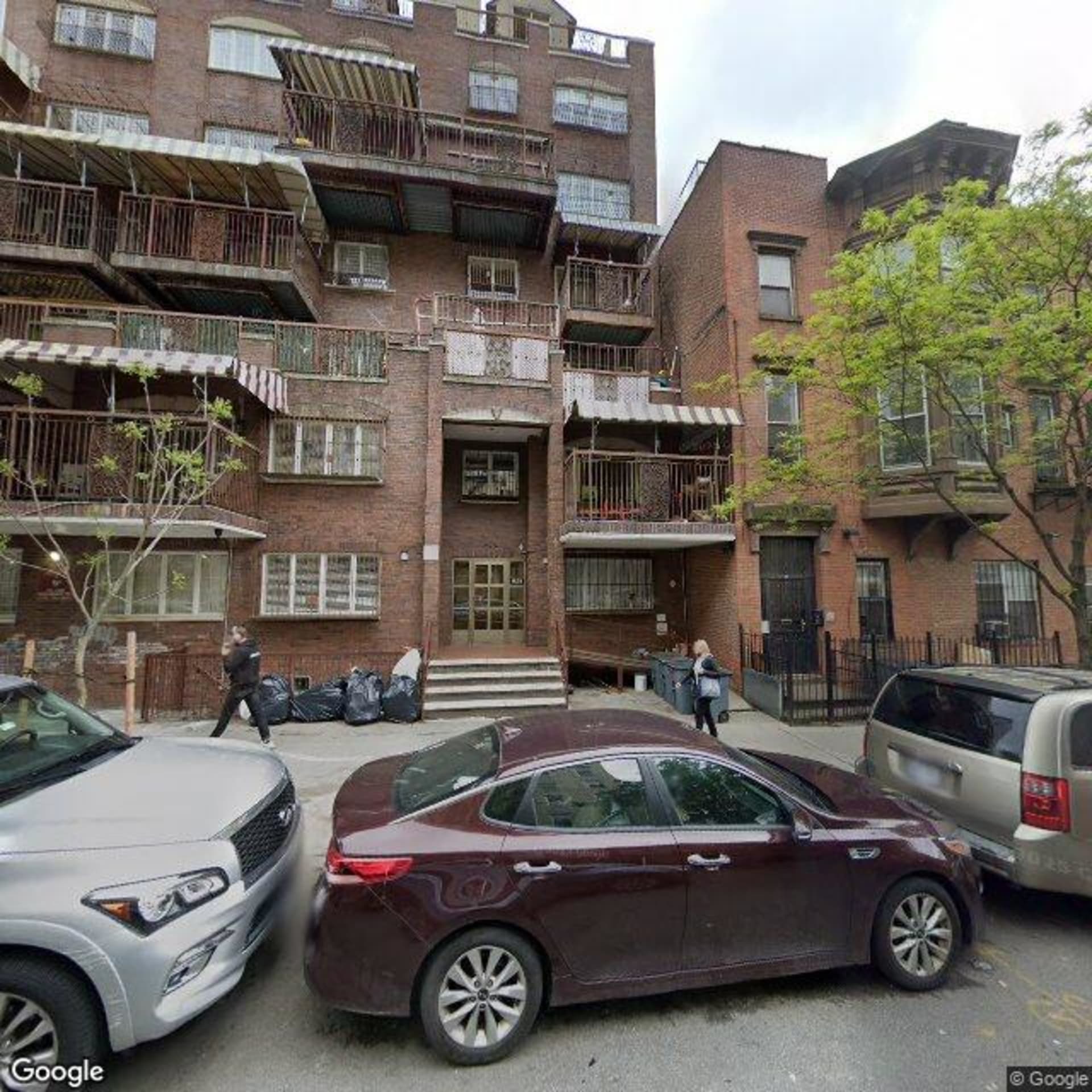 5BR apartment for Sale in Brooklyn