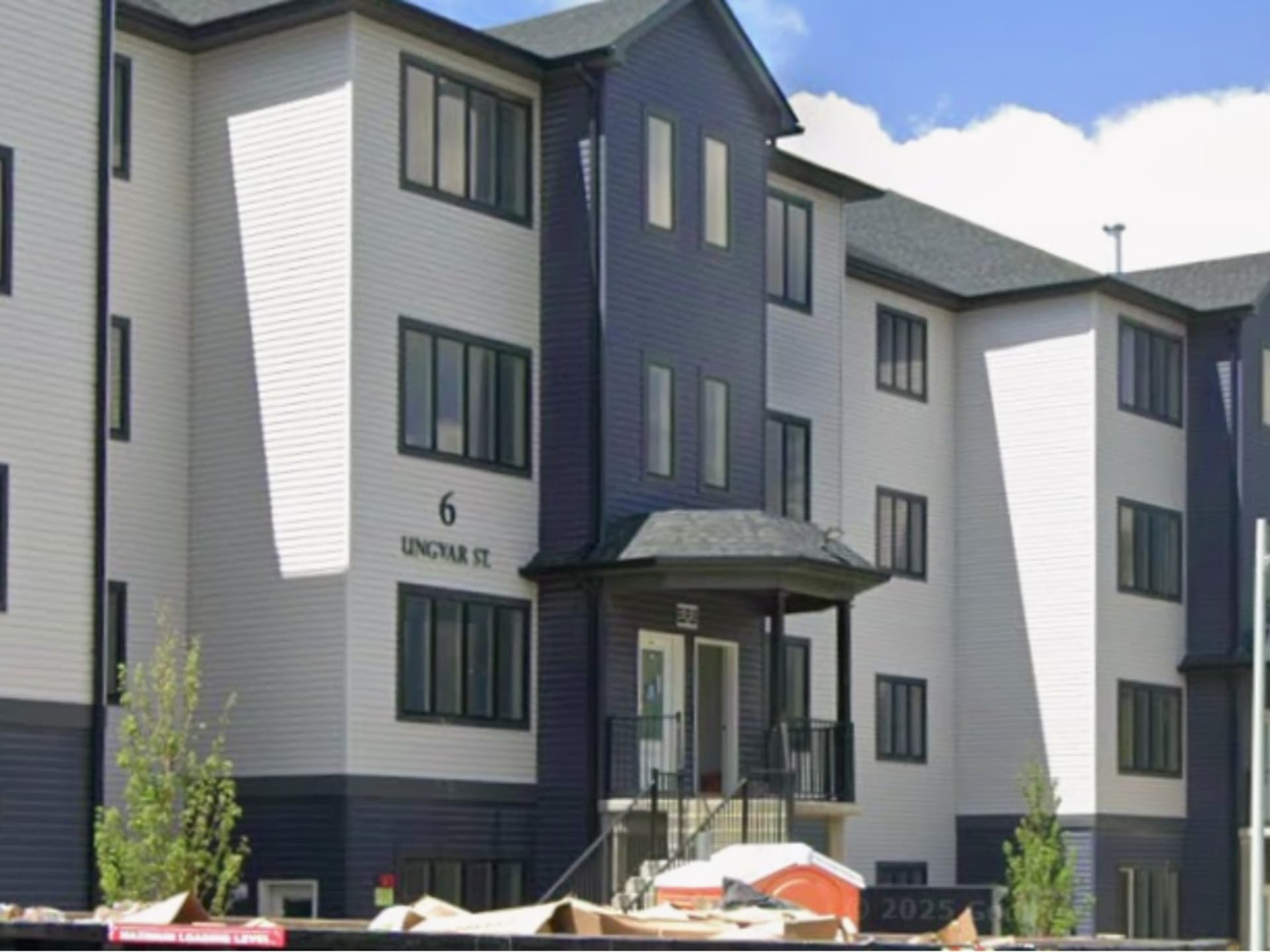 Gorgeous 4 room apartment in SVM!