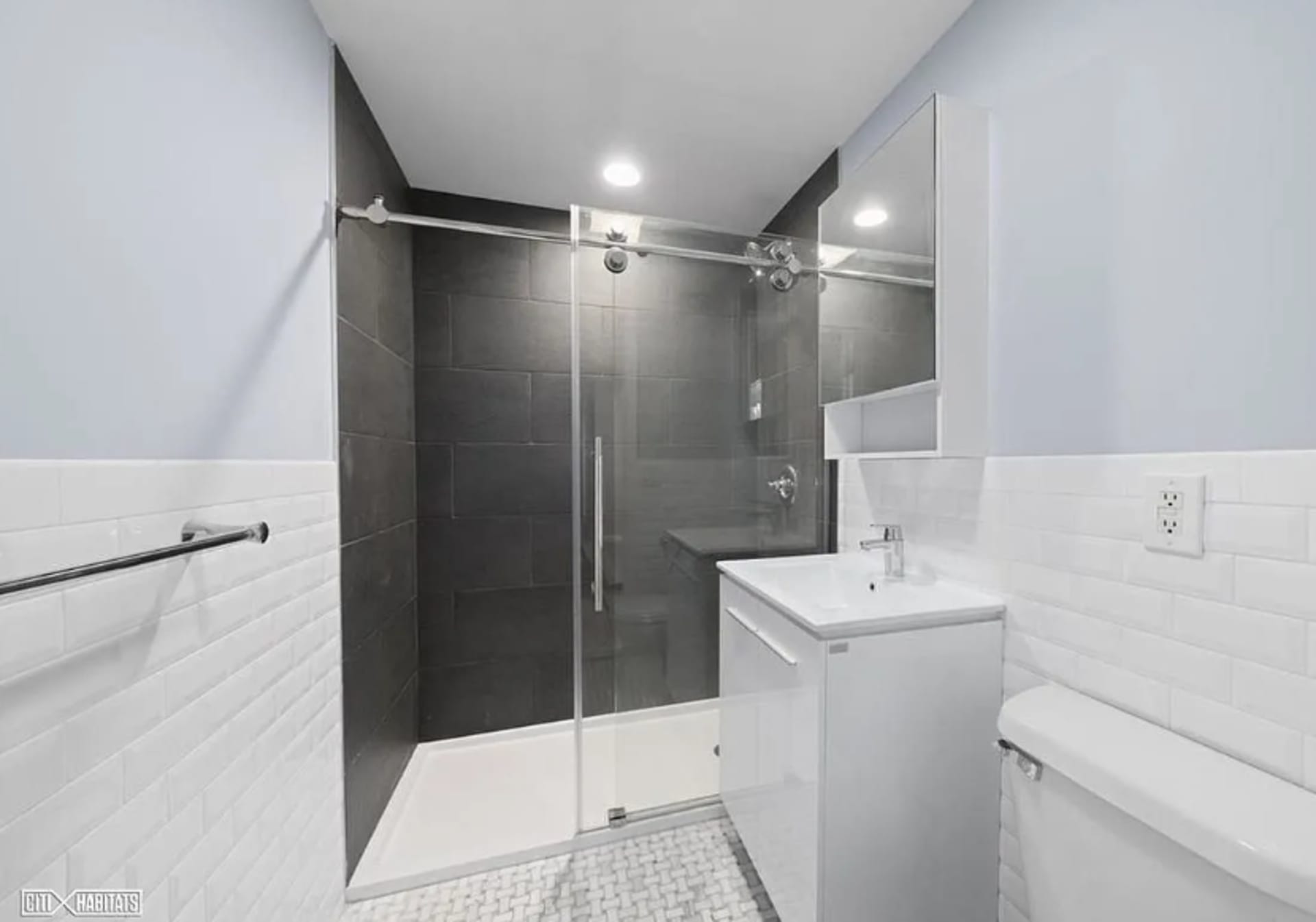2BR House in New Williamsburg
