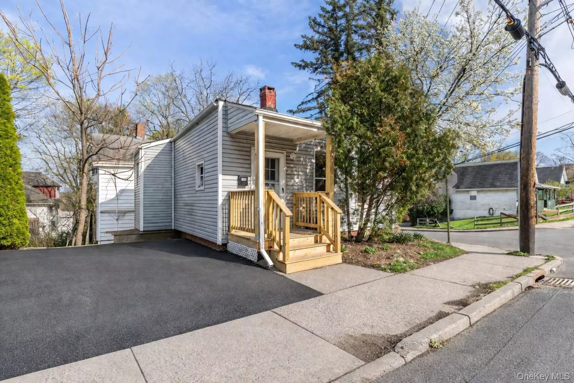 188 Linden Ave, Middletown, NY 10940