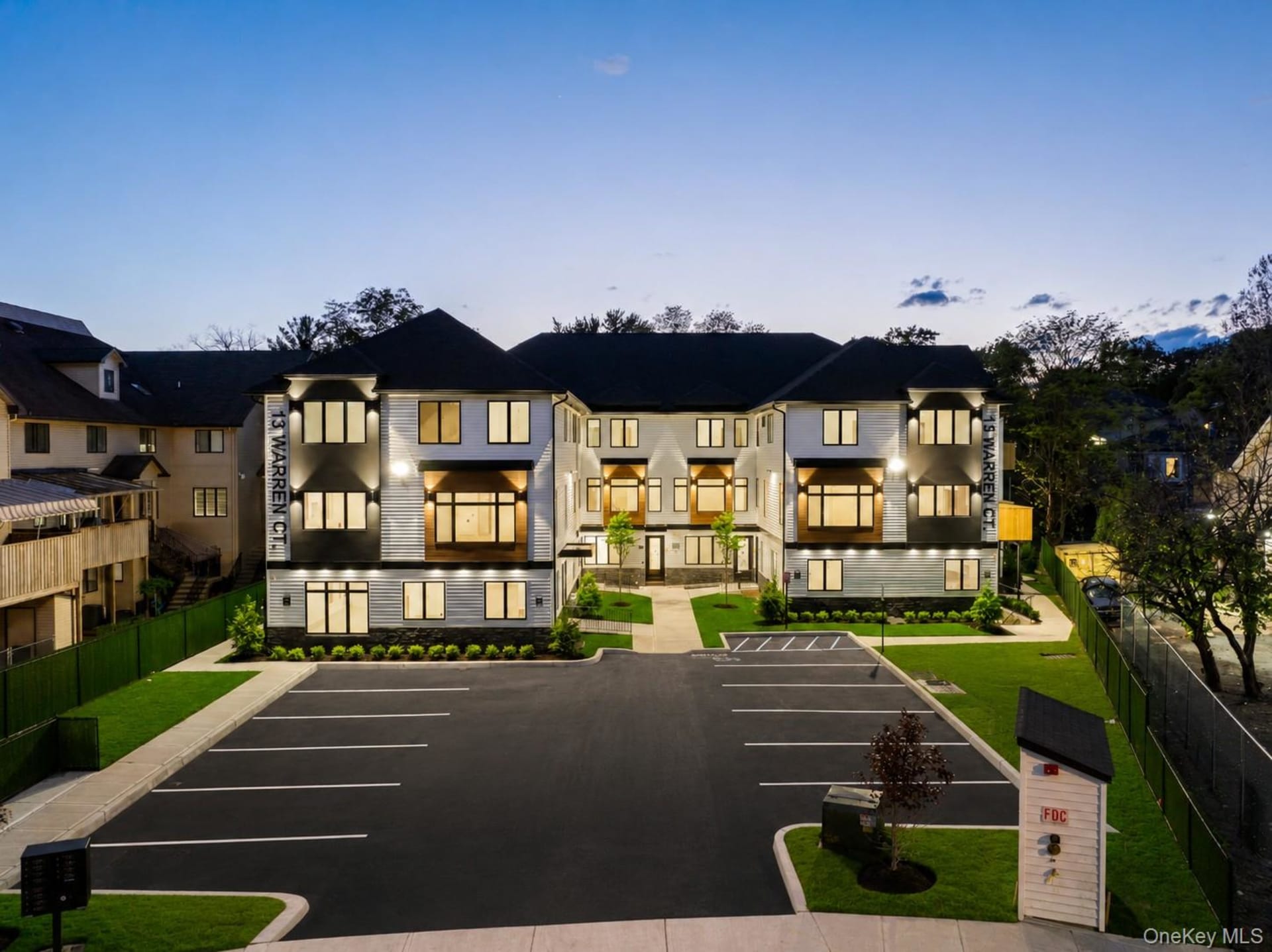 15 Warren Ct Unit 314, Monsey, NY 10952