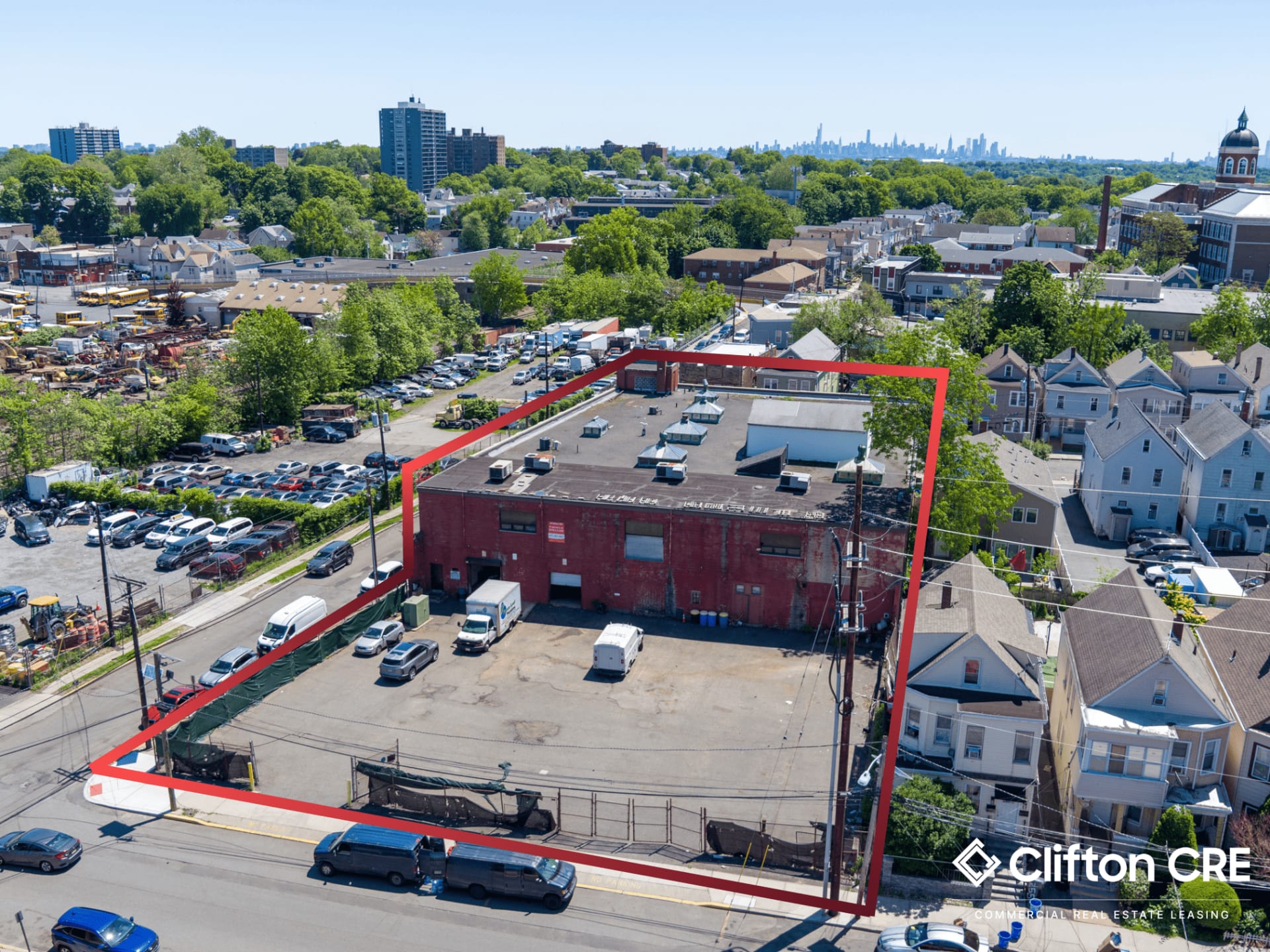 4,000 - 15,000 SF Warehouse Space For Lease