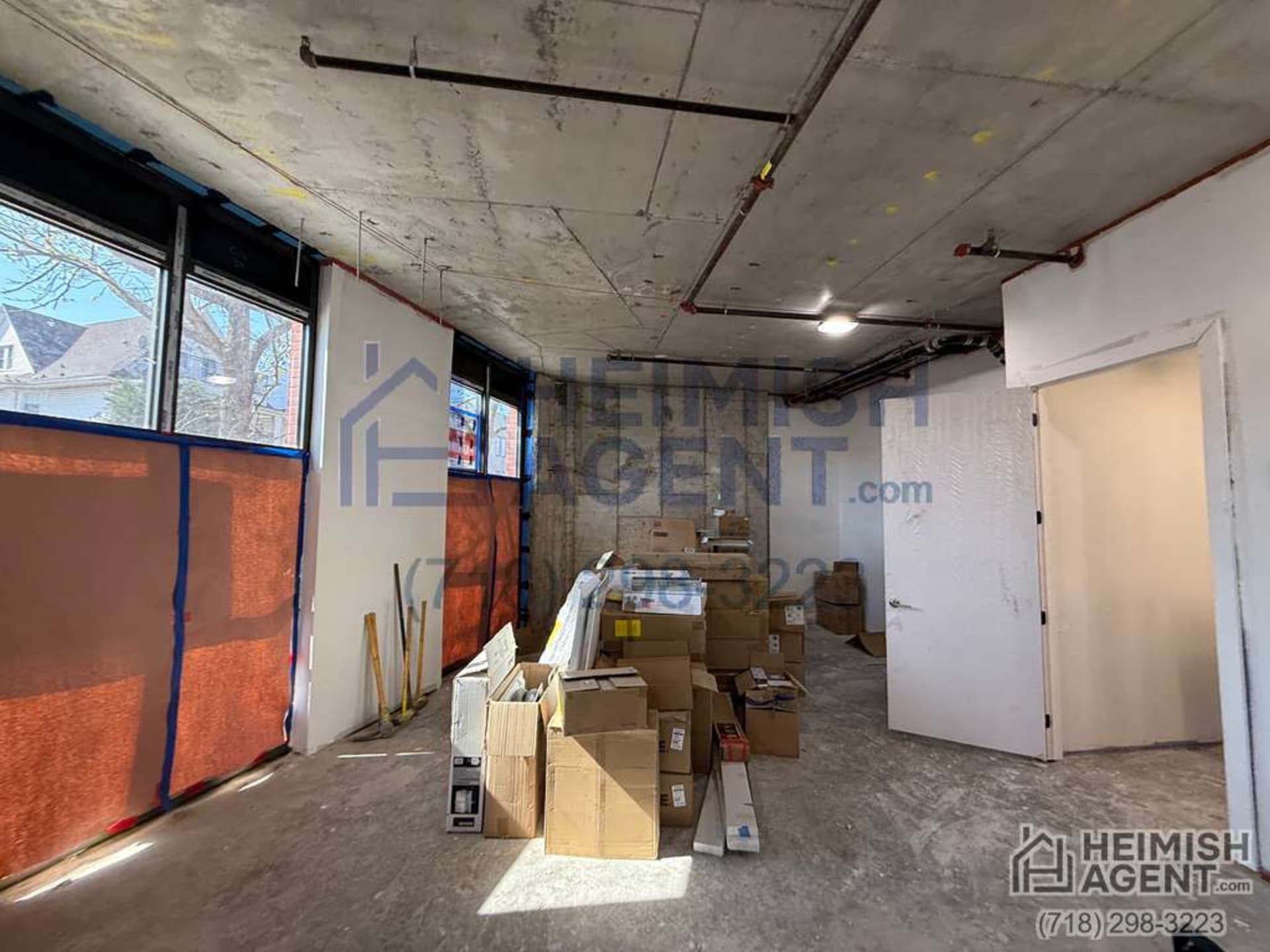 Office / Store Front For Rent