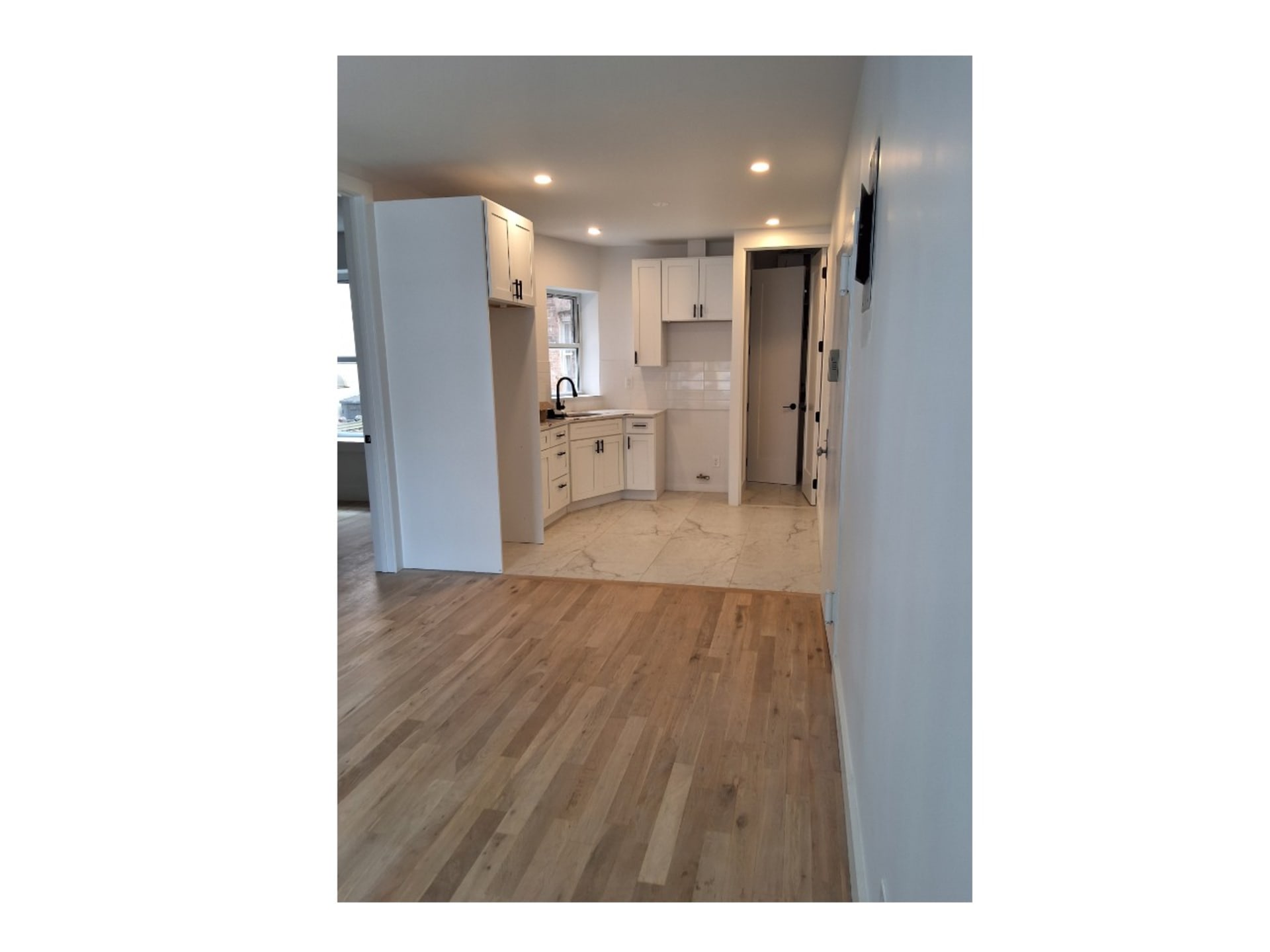 2 bedroom Rental in Brooklyn first floor