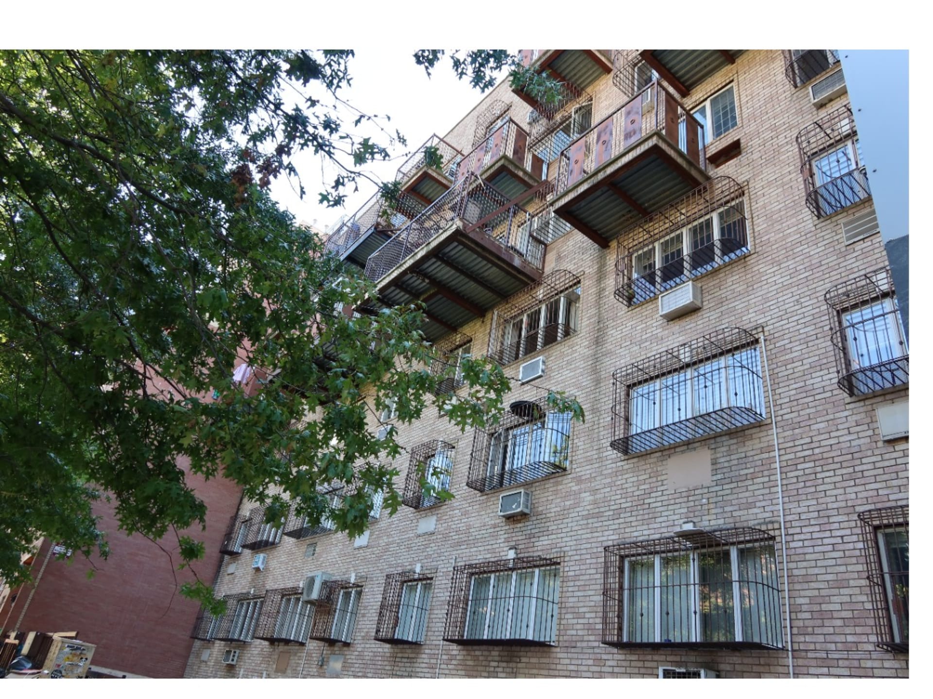 4 Bedroom Apartment
