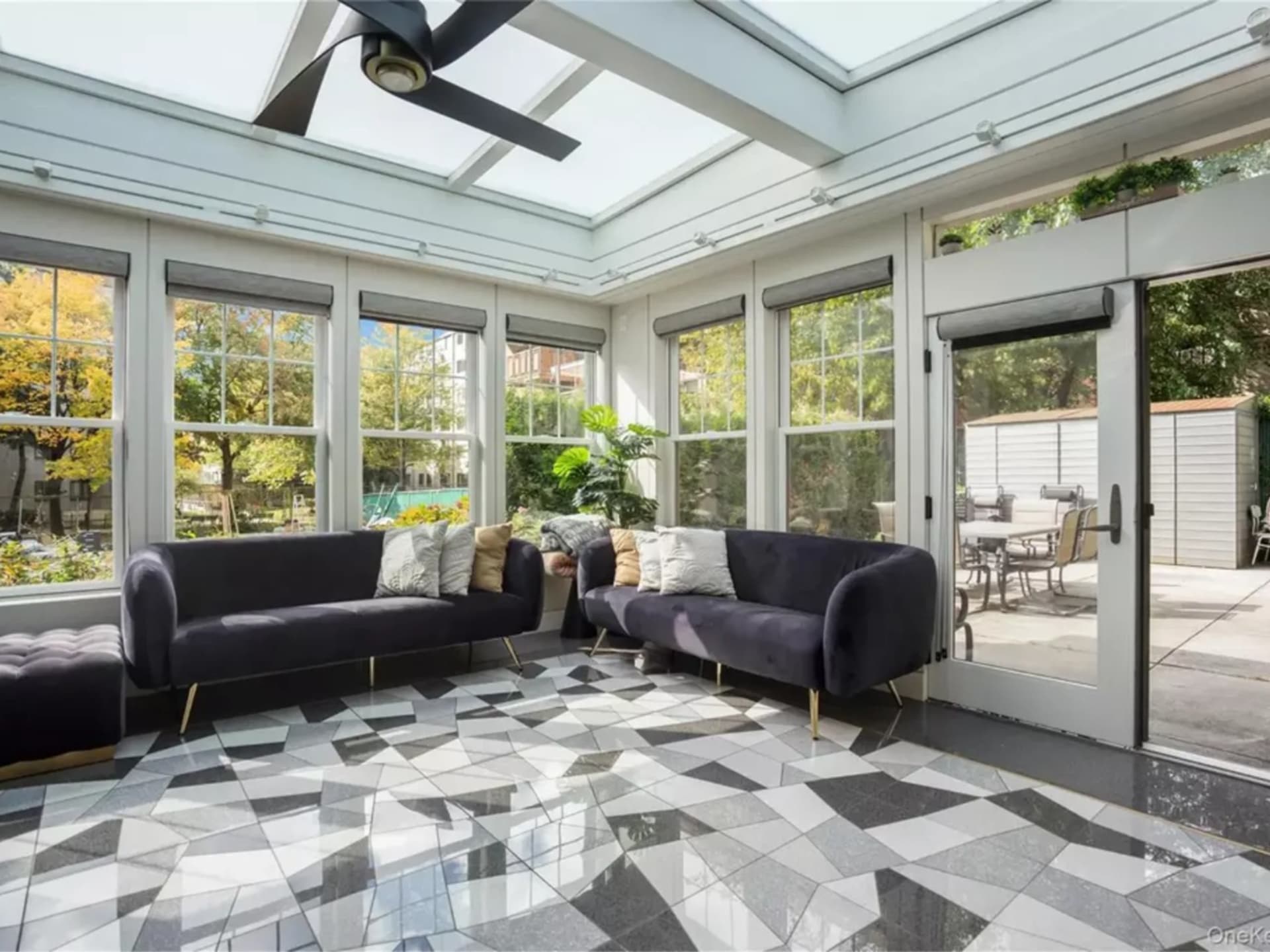 Stunning 3 Bedroom House in Brooklyn - 4000 Sq Ft!
