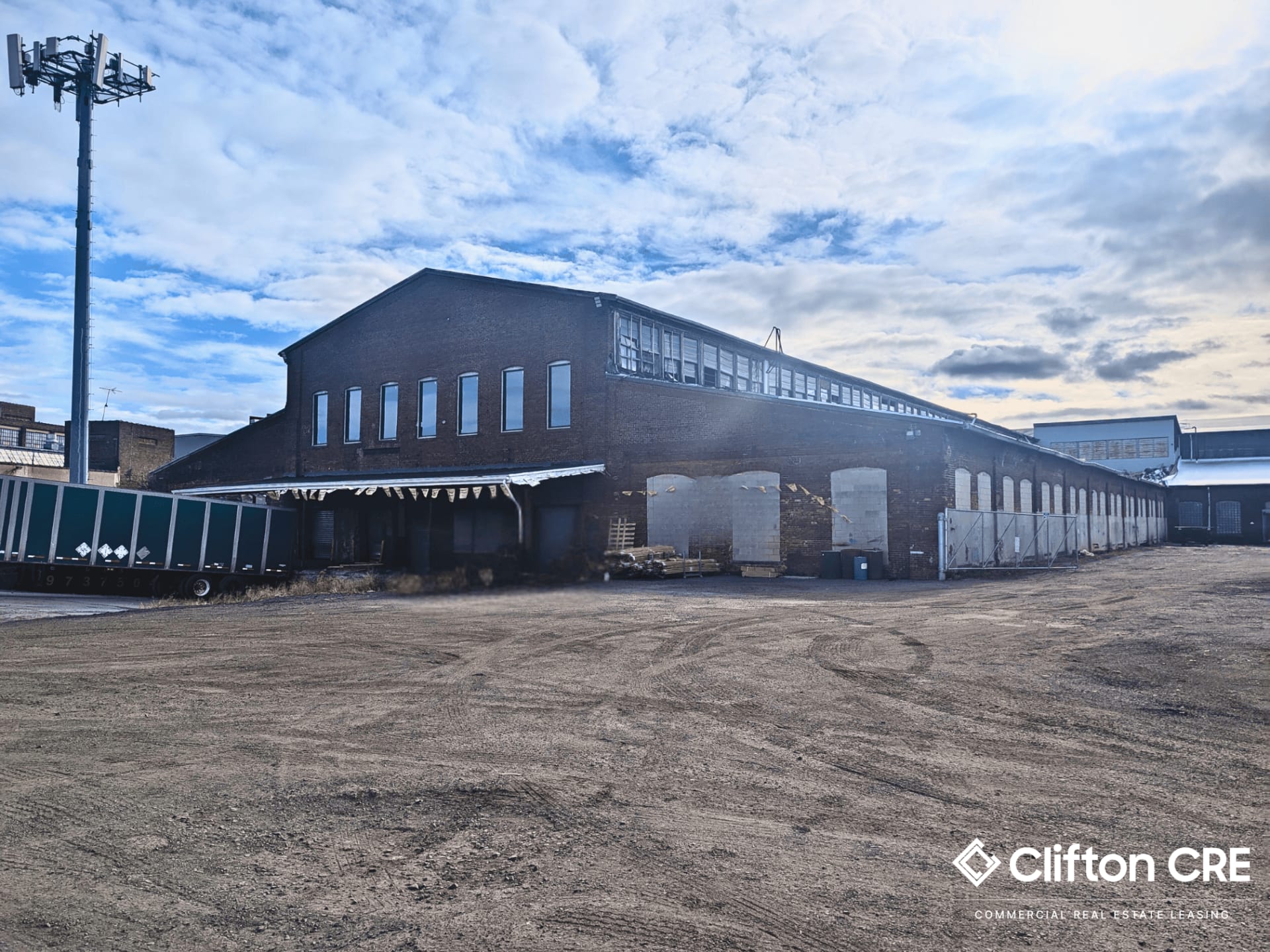 25,000 - 75,000 SF Warehouse Space For Lease