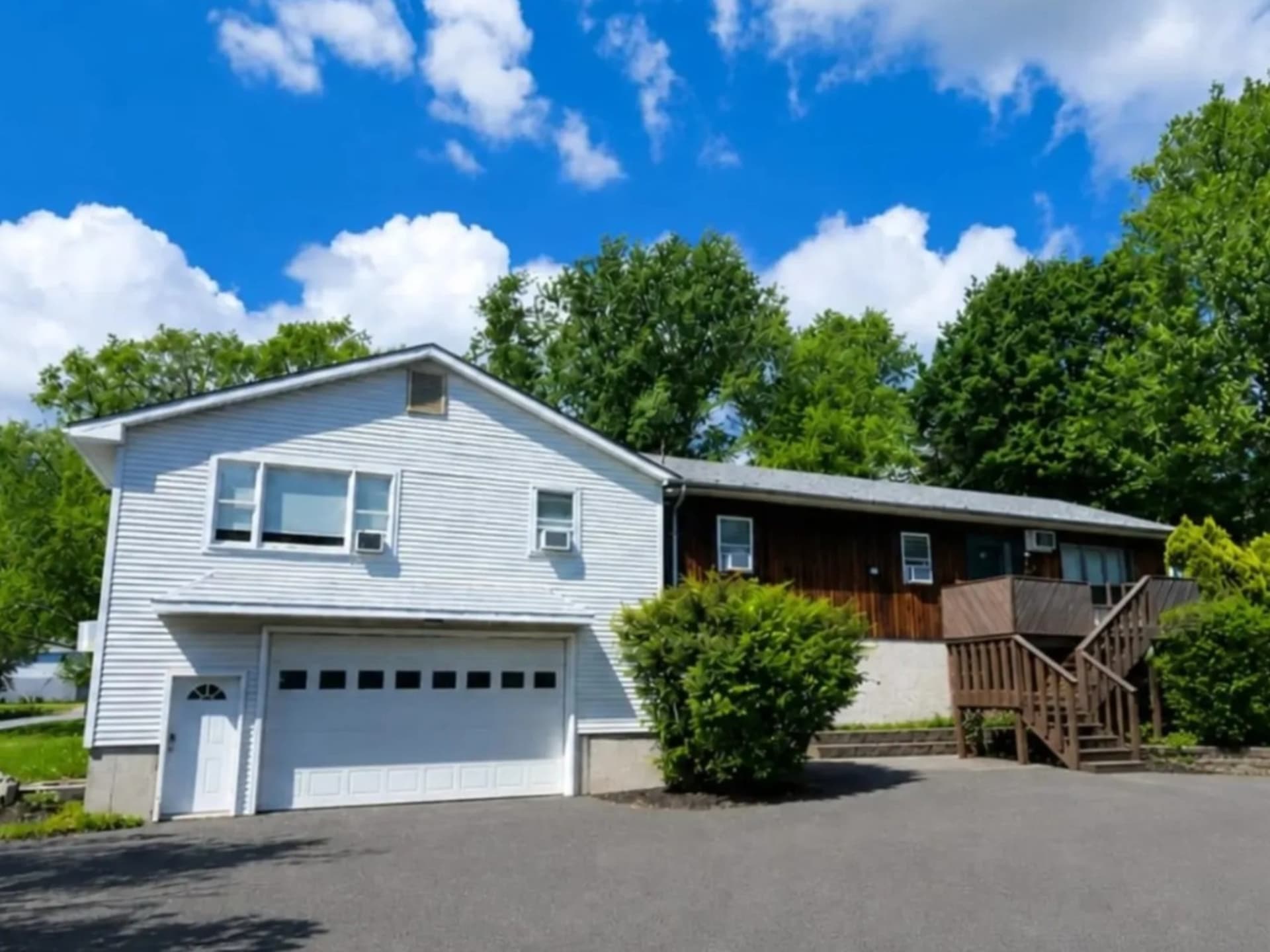 Balbatish 5 Bedroom Privet House in Monticello