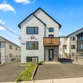 8 Bedroom Condominium For Sale