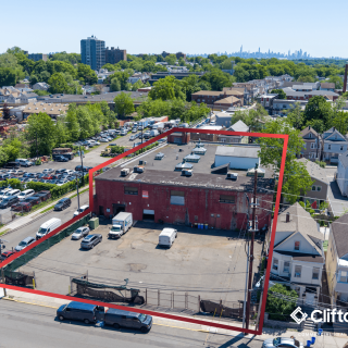 4,000 - 15,000 SF Warehouse Space For Lease