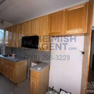3BR Apartment for Rent in Brooklyn (photo 3 of 8)