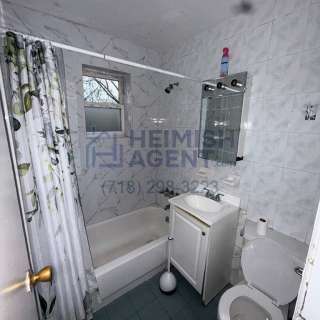 3BR Apartment for Rent in Brooklyn (photo 8 of 8)