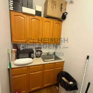 Office For Rent (photo 5 of 6)