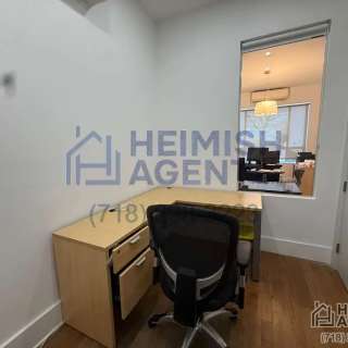 Office For Rent (photo 4 of 6)