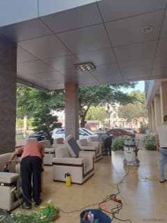 làm vệ sinh ghế sofa, nệm tại bmt