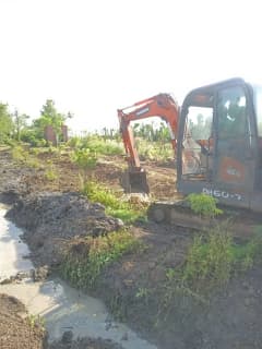 dịch vụ máy xúc máy đào tại Đắk Lắk