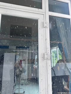 vệ sinh kính dơ lâu ngày phan bội châu bmt