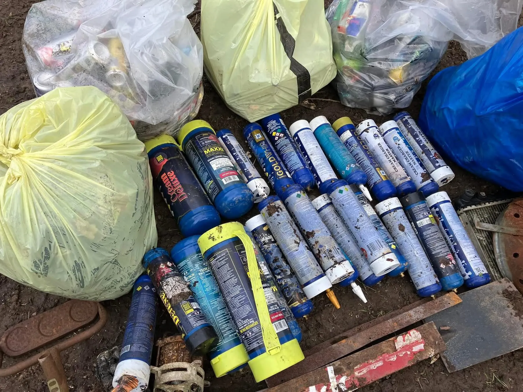 Collection of litter