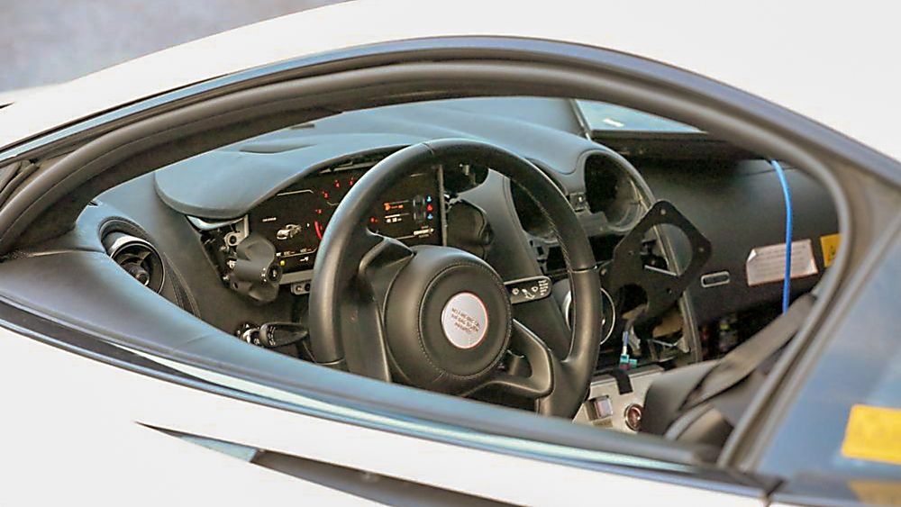 McLAREN: All-new MV614 hybrid supercar Inside