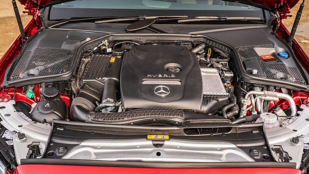 2020 Mercedes-Benz C 300 e PHEV Estate Engine