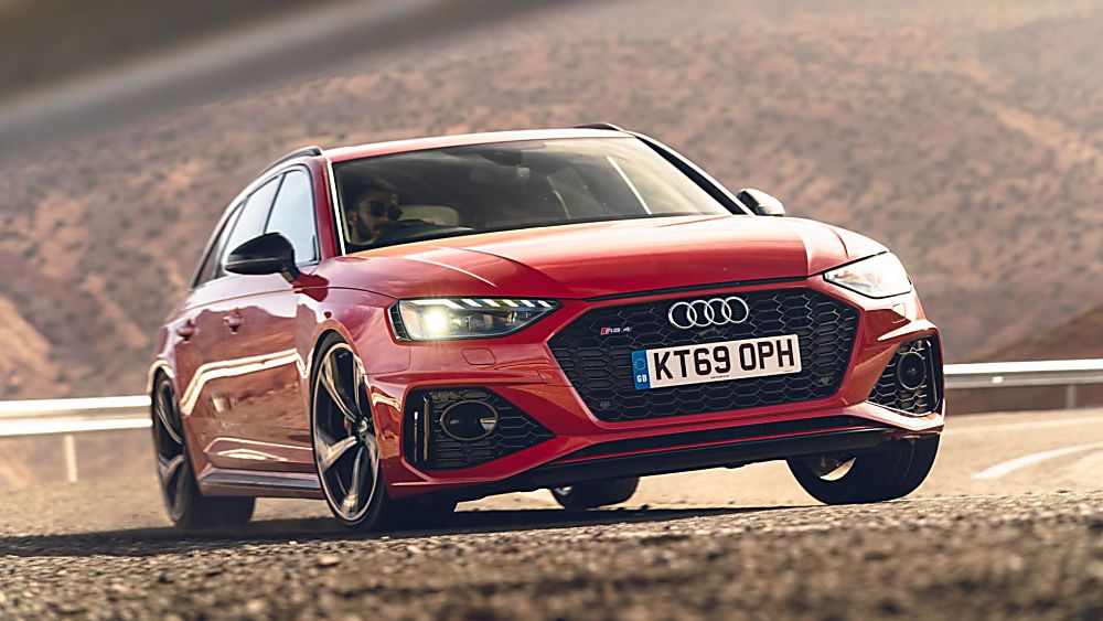 Review: Audi RS4 Avant Vorsprung On the Road Front