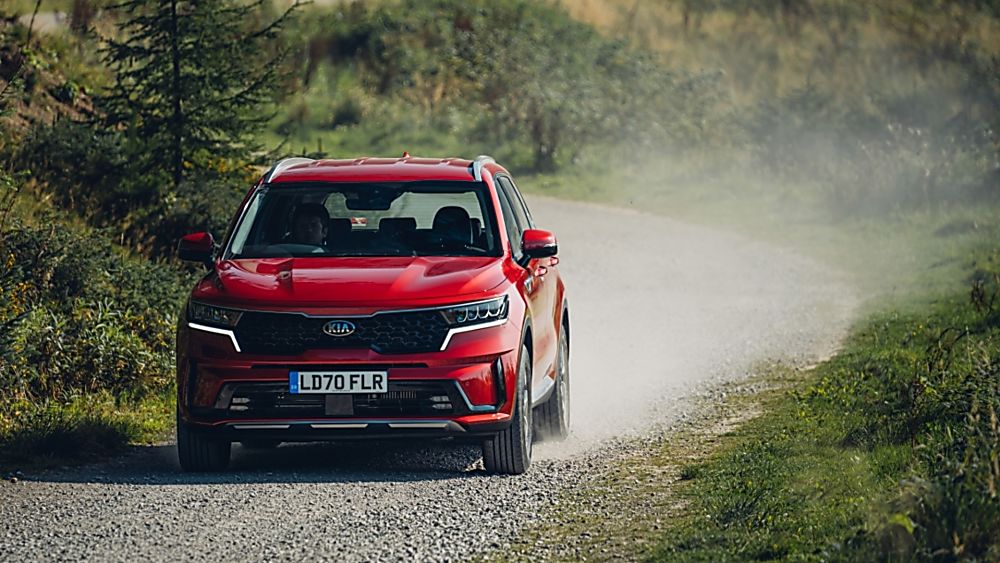 MERCEDES-BENZ: New C-Class saloon and estate revealed - Off Road