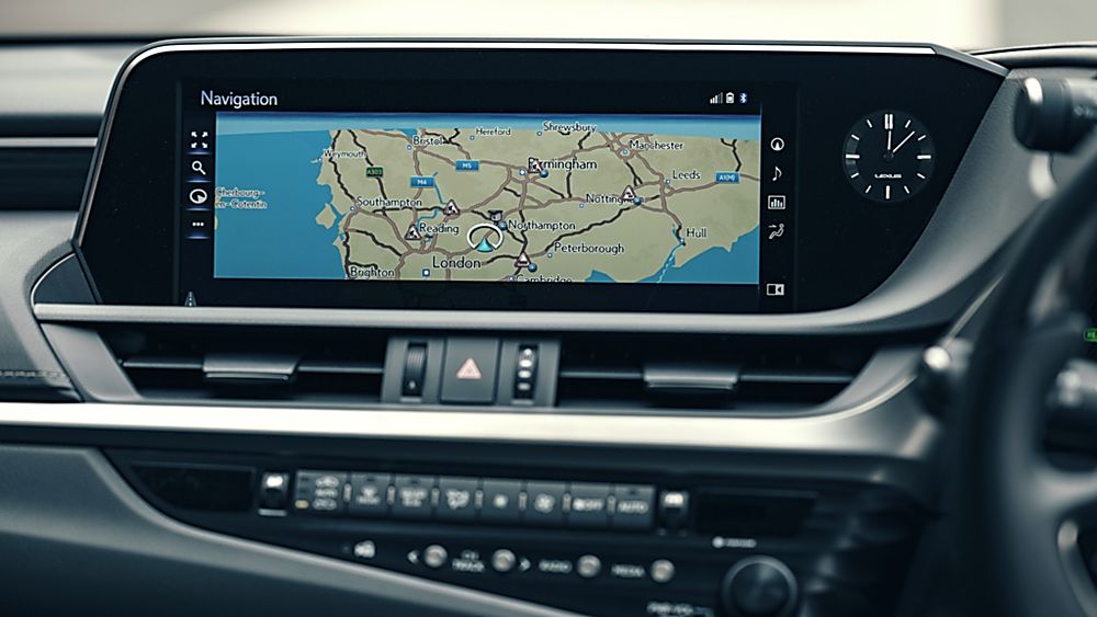 Review: Lexus ES300h saloon - Infotainment